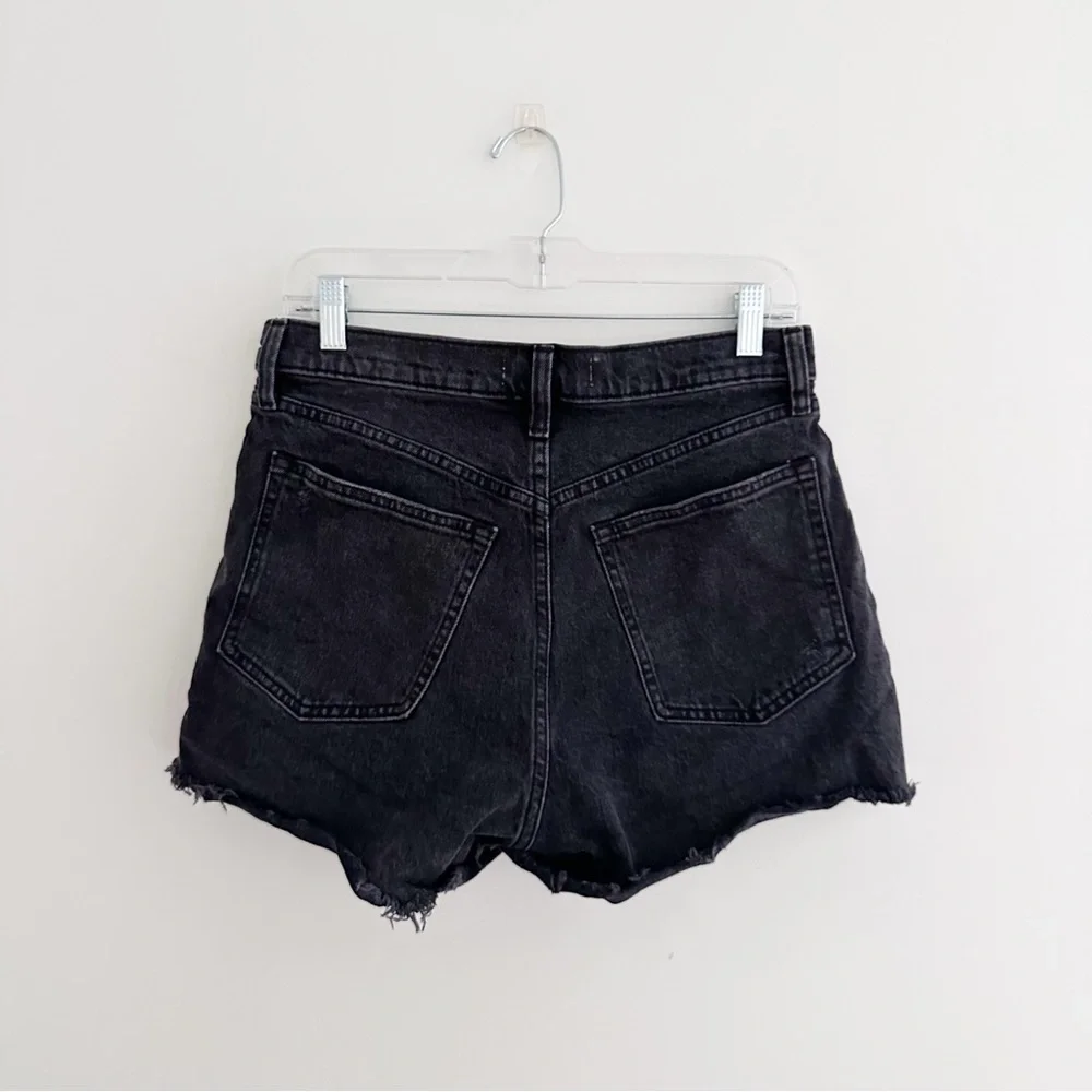Abercrombie & Fitch 90s High Rise Cutoff Denim Shorts Black Curve Love Size 30 - Picture 4 of 7